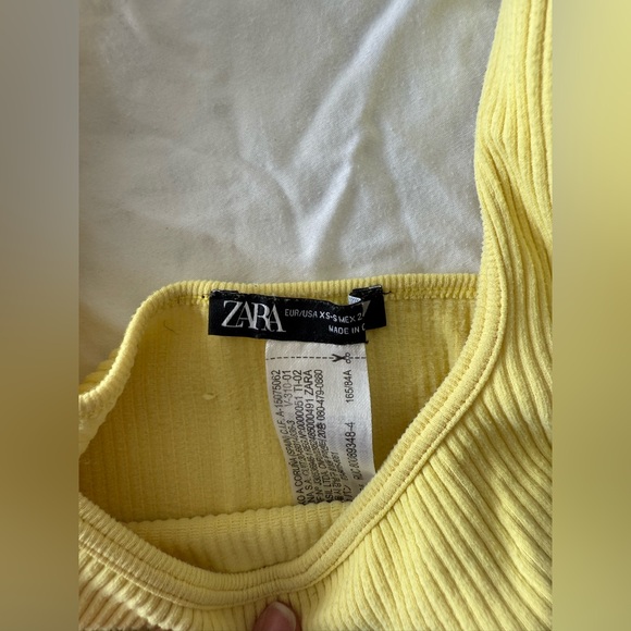 ZARA Zara Lemon Ribbed Top - Picture 2 of 2
